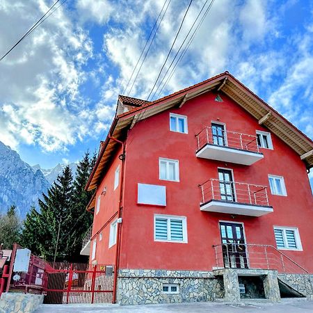 Valea Alba View - Self Check-In Hotell Buşteni Exteriör bild