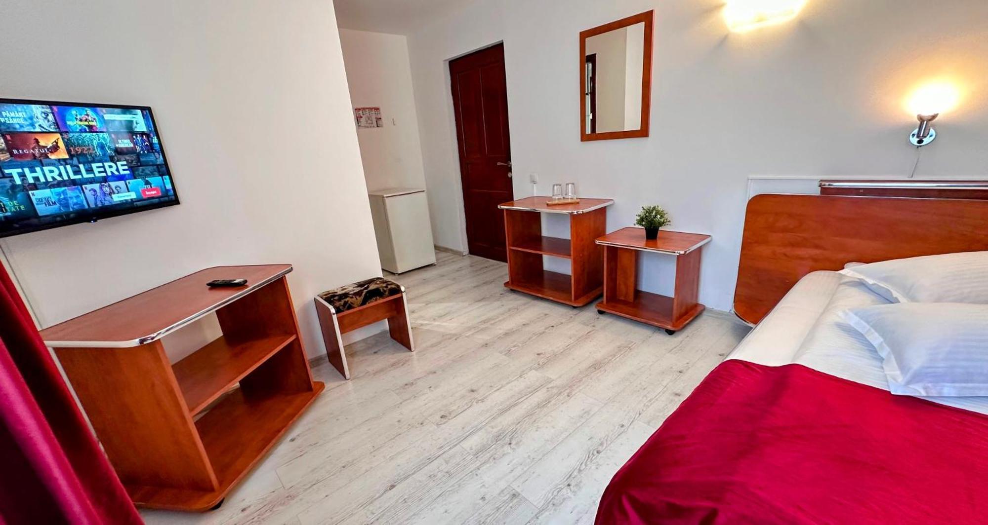 Valea Alba View - Self Check-In Hotell Buşteni Exteriör bild