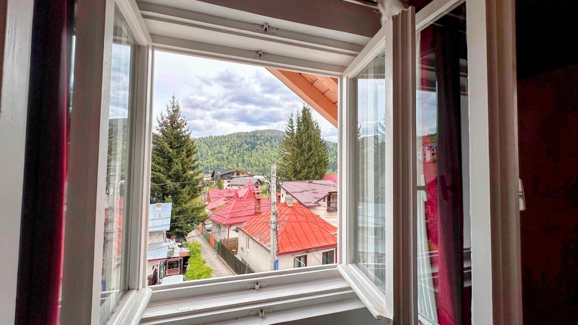 Valea Alba View - Self Check-In Hotell Buşteni Exteriör bild