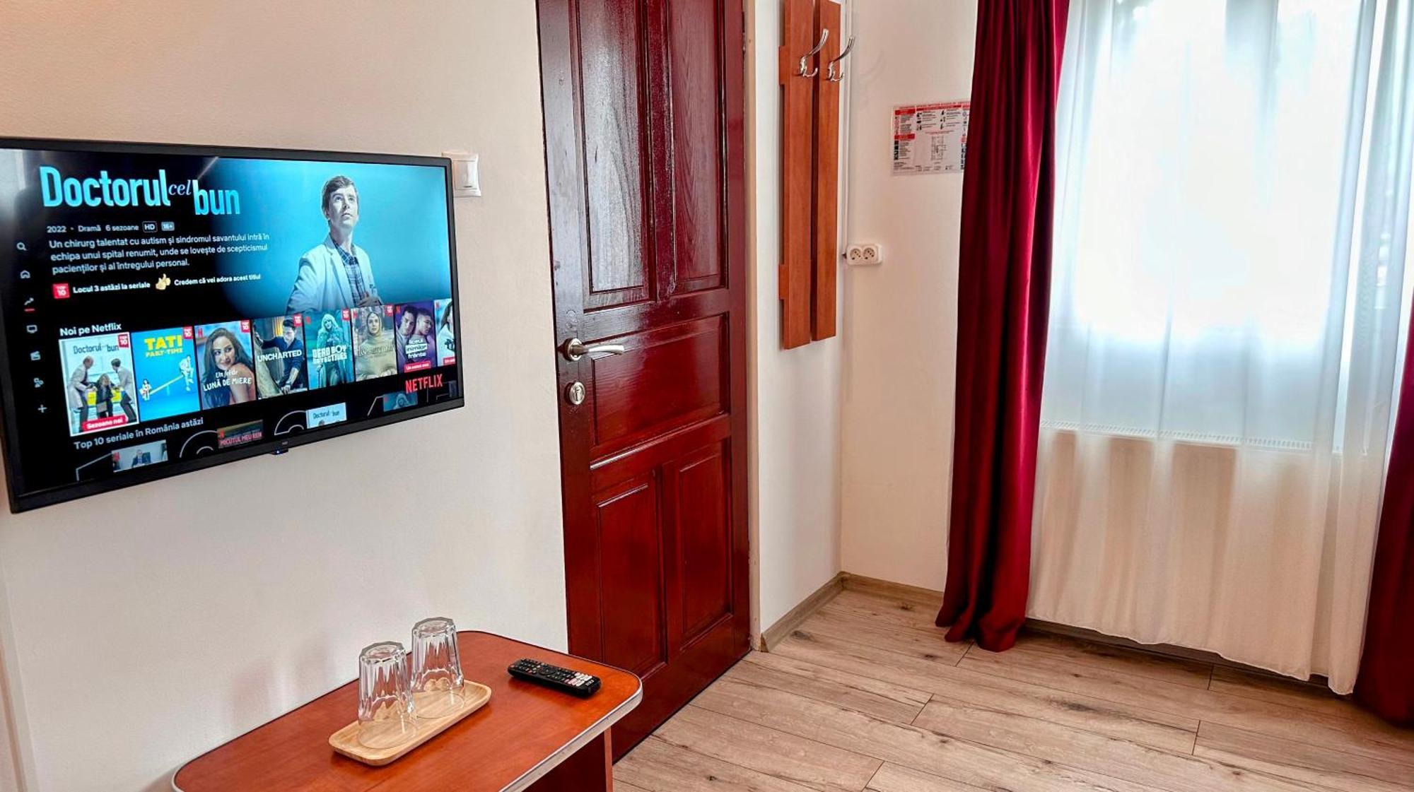 Valea Alba View - Self Check-In Hotell Buşteni Exteriör bild