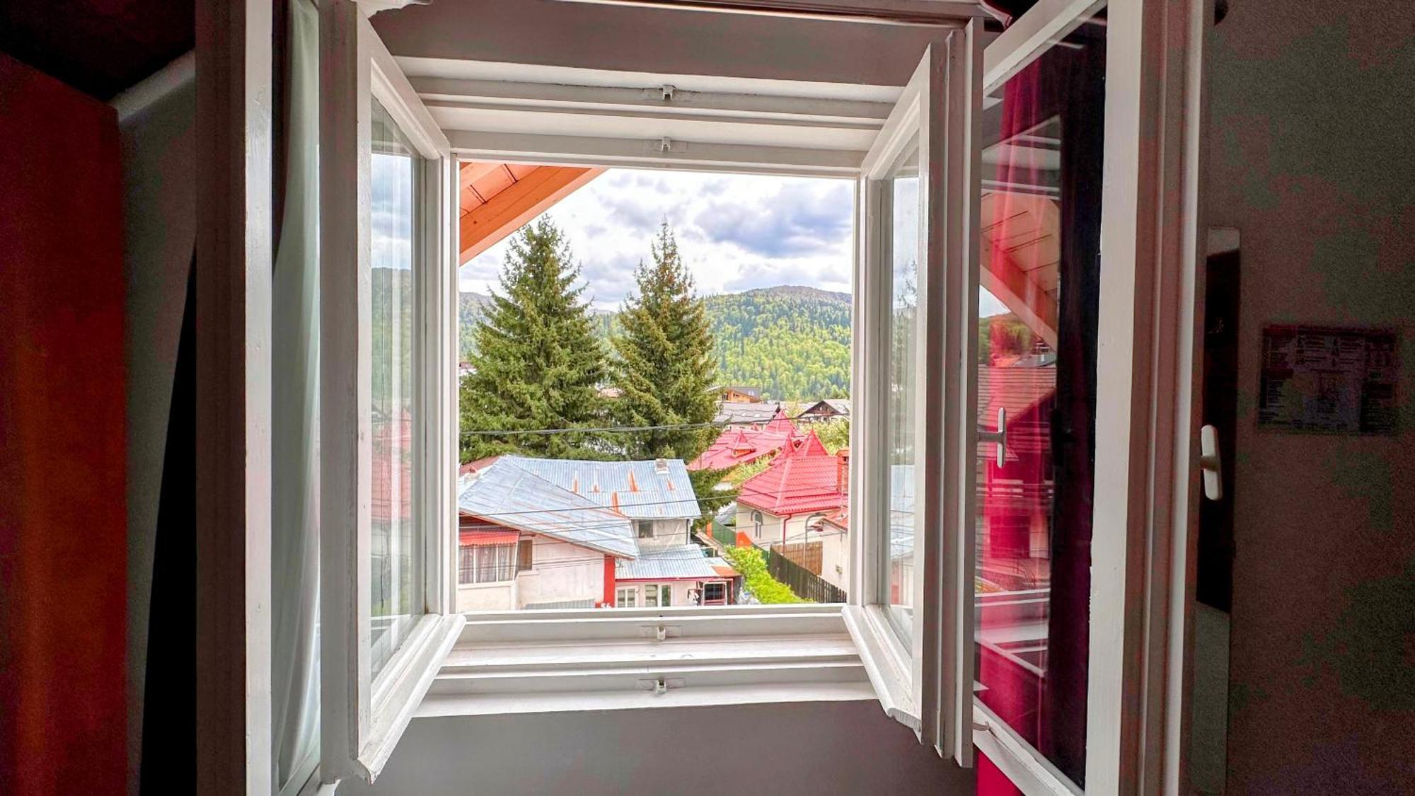 Valea Alba View - Self Check-In Hotell Buşteni Exteriör bild