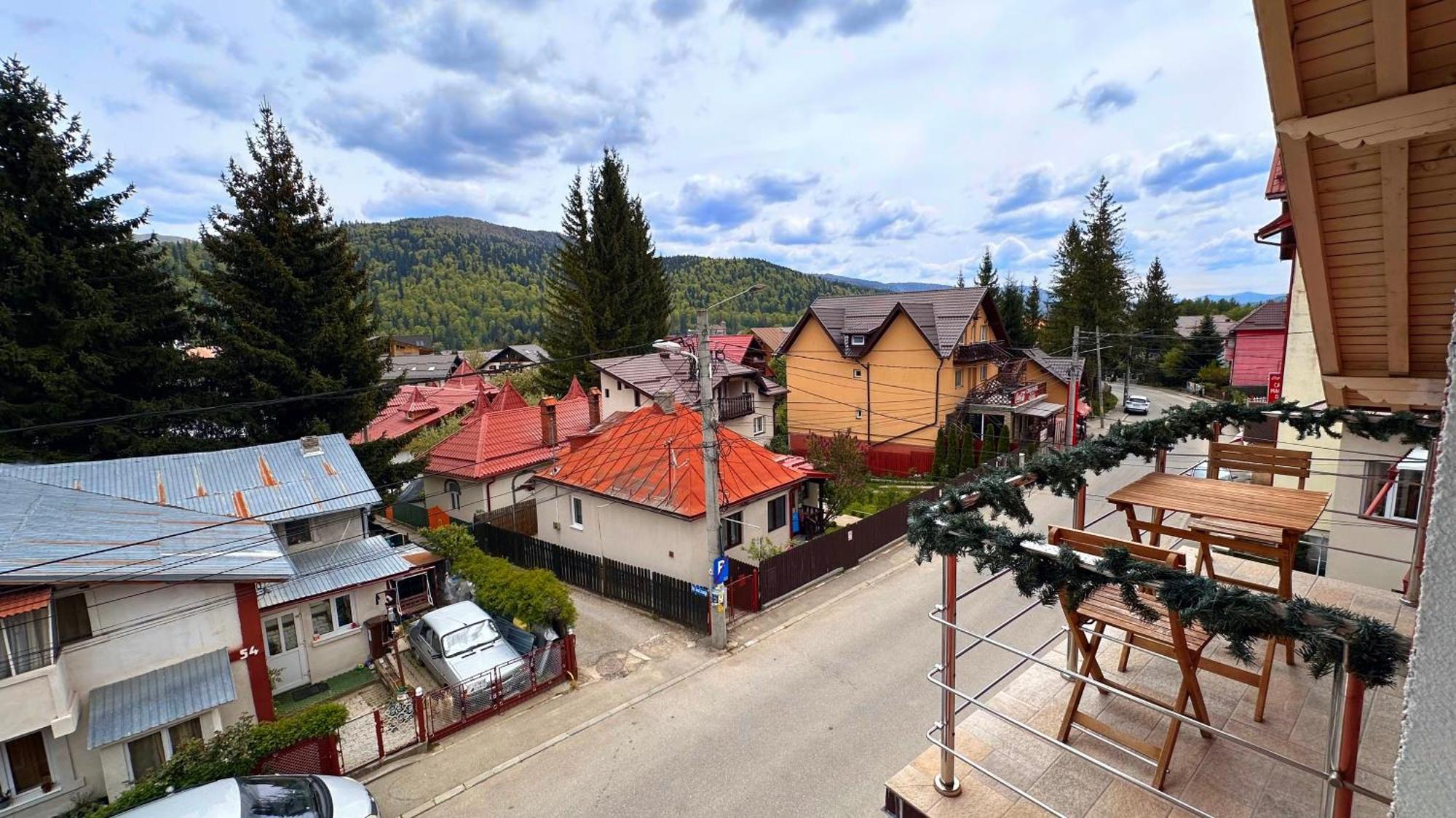 Valea Alba View - Self Check-In Hotell Buşteni Exteriör bild